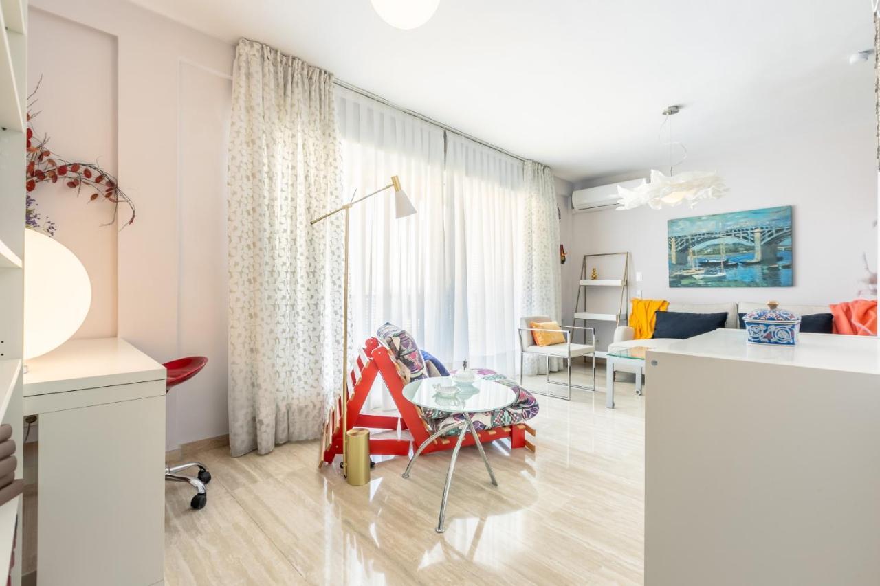 Ferienwohnung Apartamento Desde El Cielo De Triana Sevilla Exterior foto