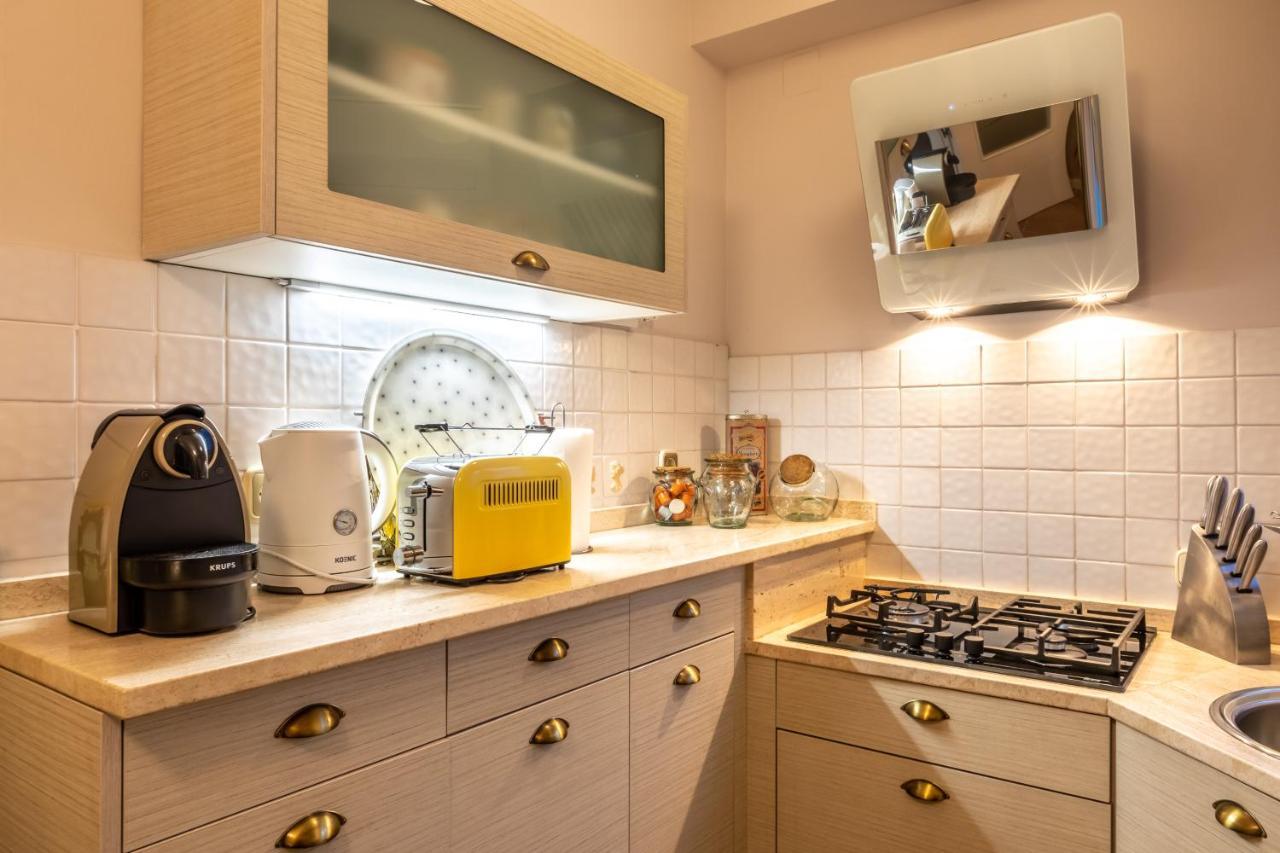 Ferienwohnung Apartamento Desde El Cielo De Triana Sevilla Exterior foto