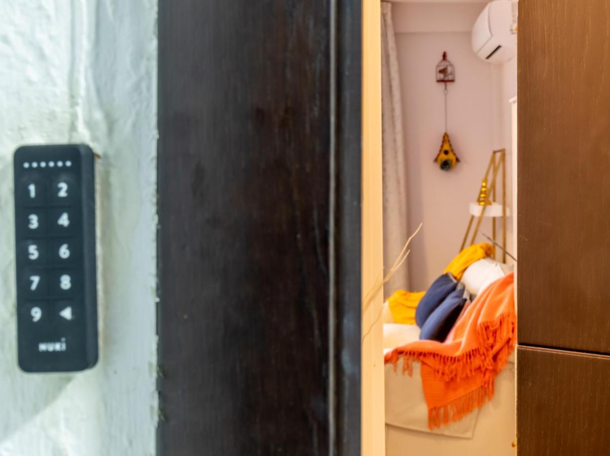 Ferienwohnung Apartamento Desde El Cielo De Triana Sevilla Exterior foto