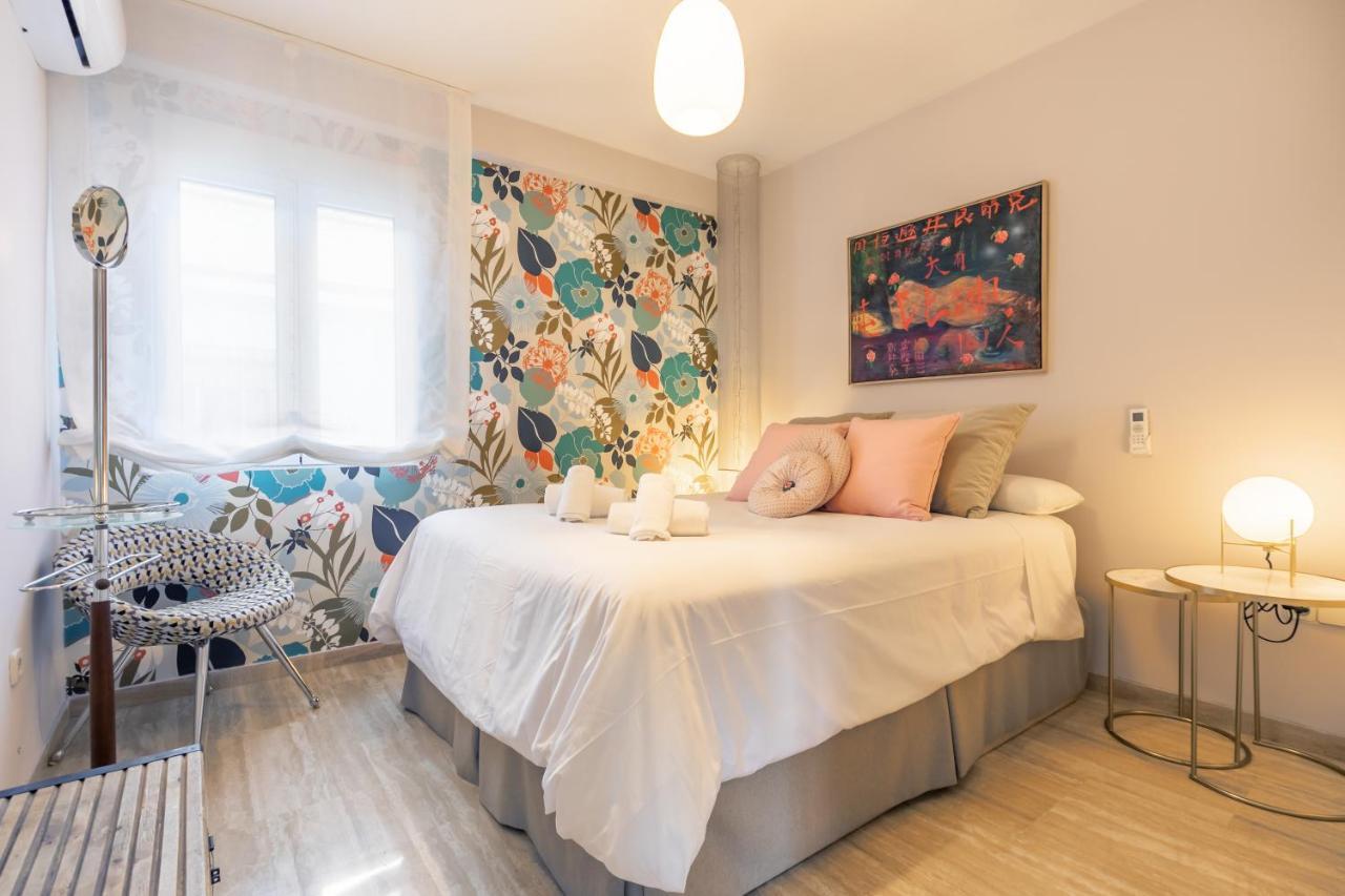 Ferienwohnung Apartamento Desde El Cielo De Triana Sevilla Exterior foto