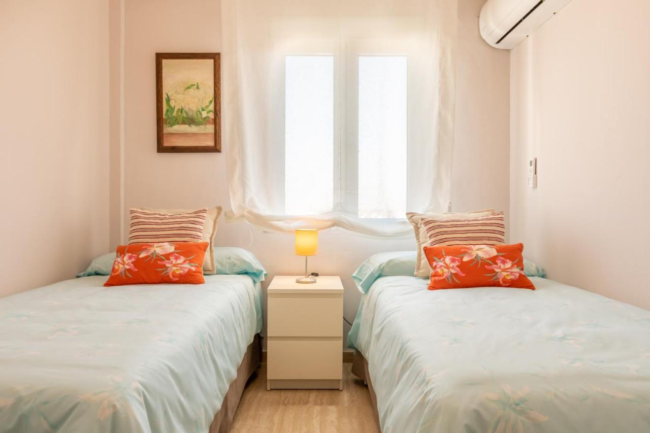 Ferienwohnung Apartamento Desde El Cielo De Triana Sevilla Exterior foto