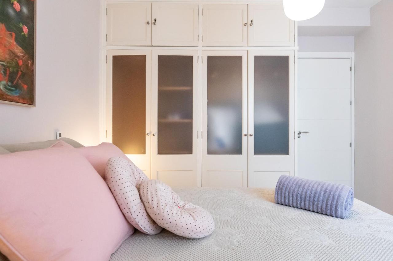 Ferienwohnung Apartamento Desde El Cielo De Triana Sevilla Exterior foto