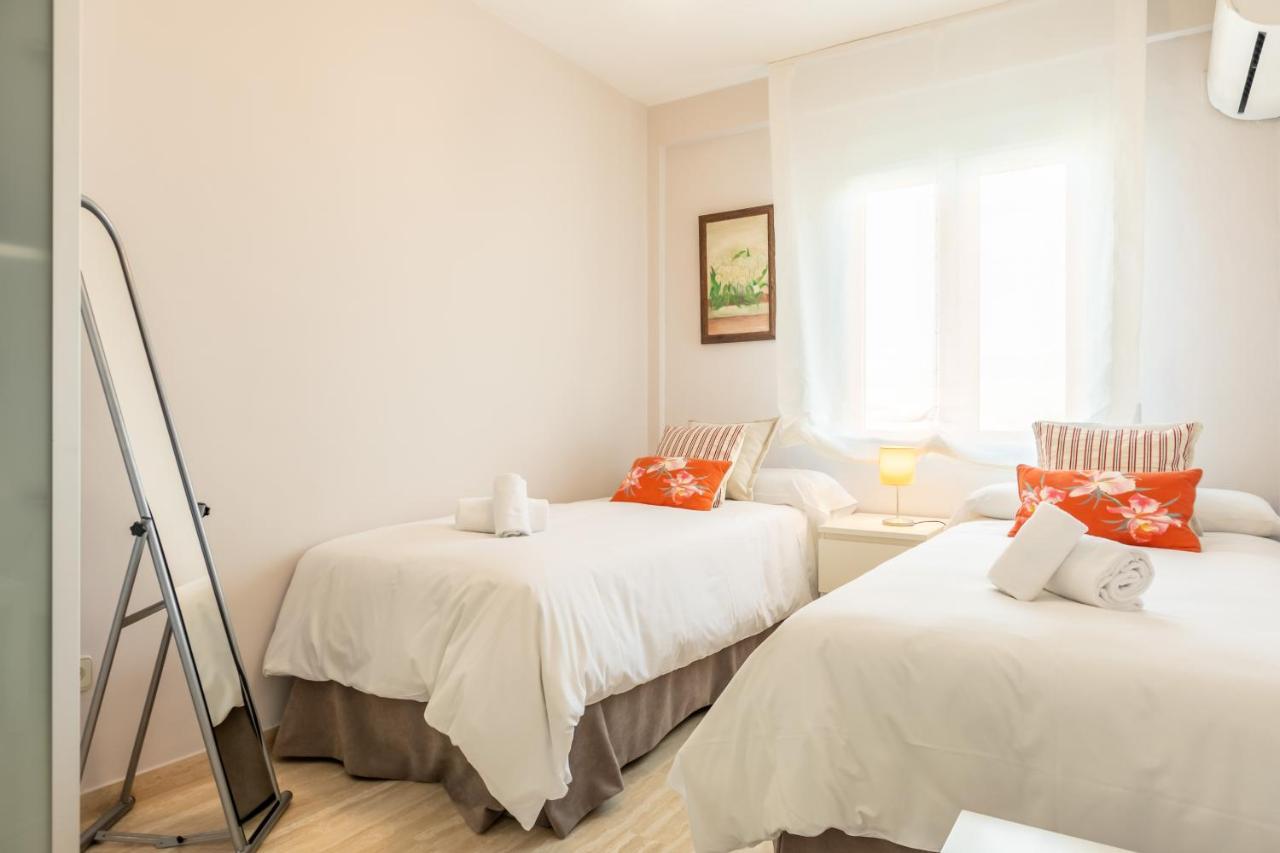 Ferienwohnung Apartamento Desde El Cielo De Triana Sevilla Exterior foto
